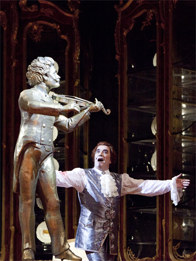 Manfred Hemm as Baron Ochs von Lerchenau. Photo by Damir Yusupov.