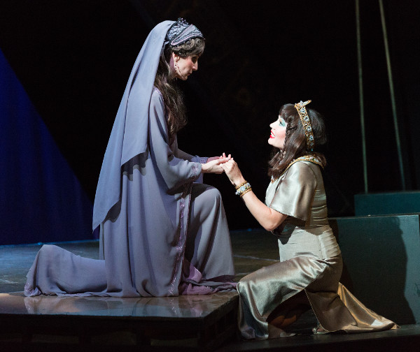 As Cornelia in Giulio Cesare and Cleopatra, Ekaterina Ferzba as Cleopatra. Photo by Vladimir Mayorov.